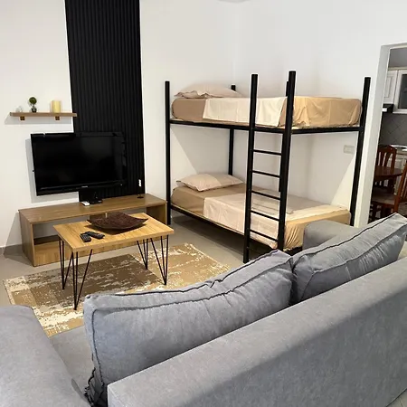 Apartment Private By The Velipoje