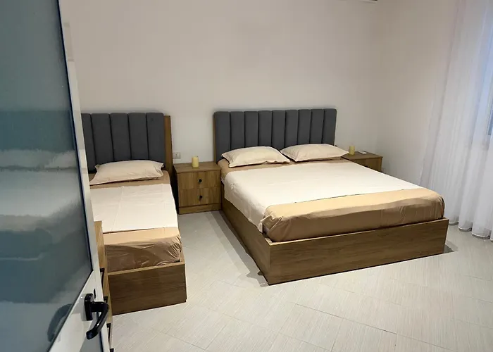 Private By The * Velipojë